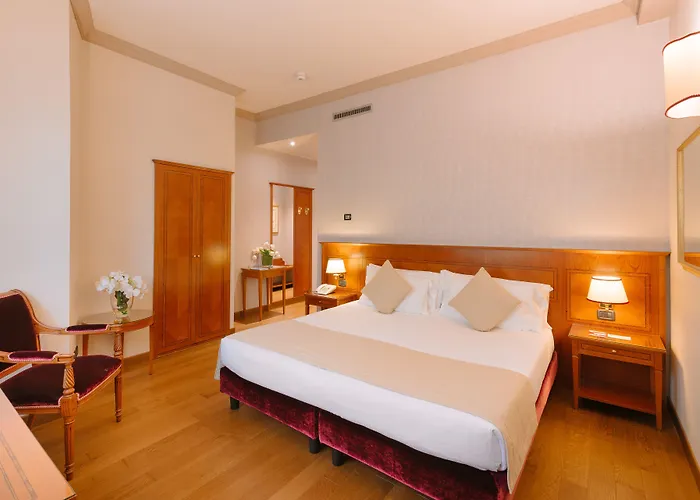 ホテル ウィンザー 4*