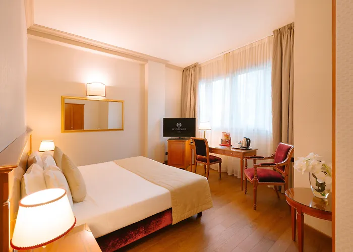 ホテル ウィンザー