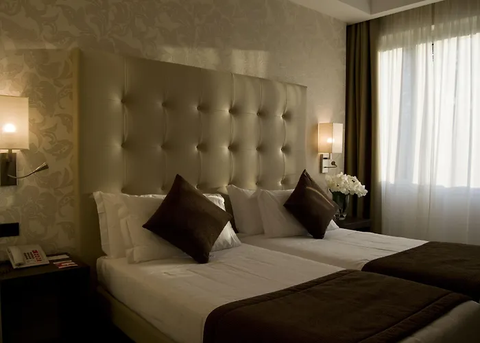 ウィンザー ホテル 4*